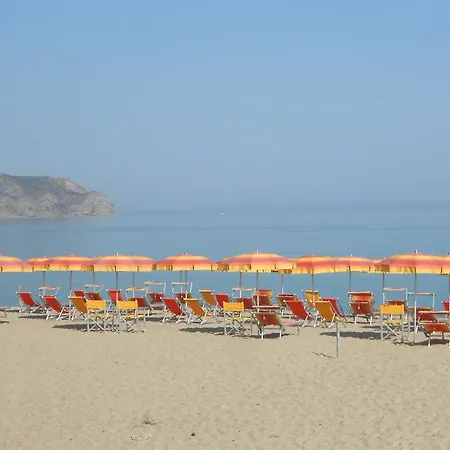Bazia Camping Kompleks wypoczynkowy Furnari